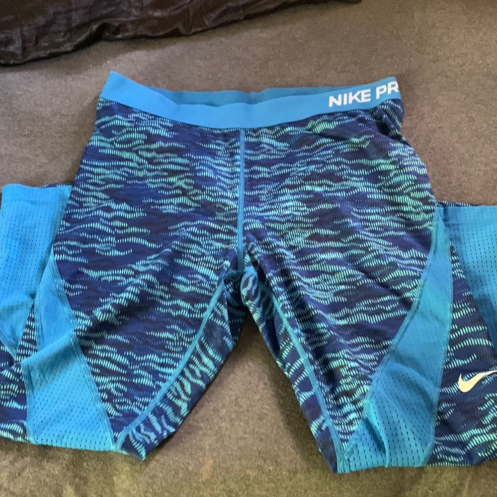 Nike Capri pants